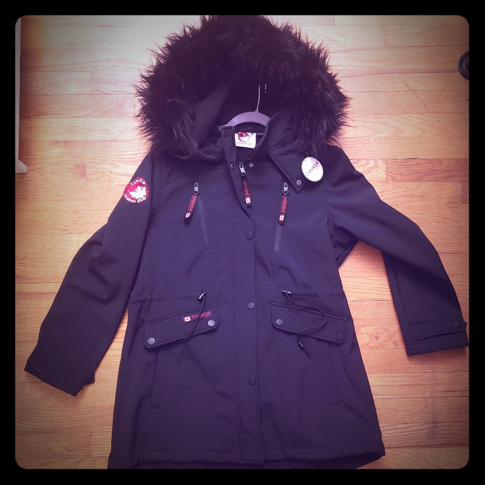NWT Canada Weather Gear Black Coat